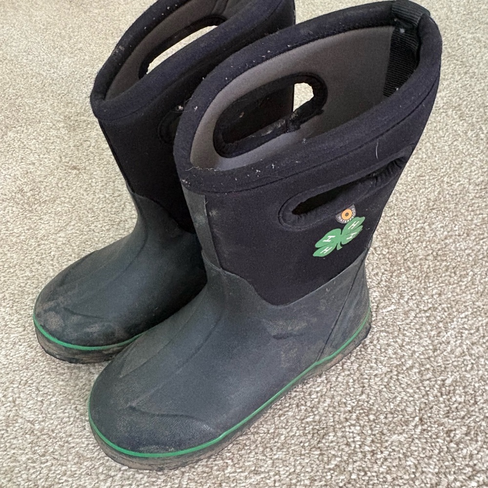 BOGS Black and Green Rain Boots Youth US Size‎ 3 EU 35